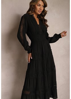 Czarna Sukienka Maxi z Ażurowymi Wstawkami i Trójkątnym Dekoltem Fanuelis ze sklepu Renee odzież w kategorii Sukienki - zdjęcie 167522078