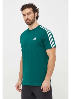 adidas t-shirt bawełniany męski kolor zielony z aplikacją  IS1333 ze sklepu ANSWEAR.com w kategorii T-shirty męskie - zdjęcie 167577036