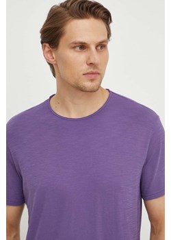 United Colors of Benetton t-shirt bawełniany męski kolor fioletowy gładki ze sklepu ANSWEAR.com w kategorii T-shirty męskie - zdjęcie 167635187