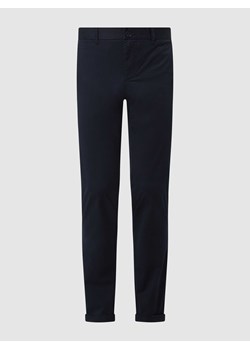 Chinosy z dodatkiem streczu model ‘Liam’ ze sklepu Peek&Cloppenburg  w kategorii Spodnie męskie - zdjęcie 167652536