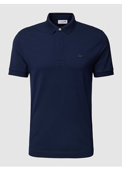 Koszula biznesowa o kroju regular fit z fakturowanym wzorem model ‘HANK’ ze sklepu Peek&Cloppenburg  w kategorii T-shirty męskie - zdjęcie 167667856