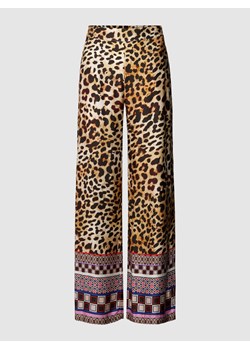 Spodnie z wiskozy ze zwierzęcym nadrukiem model ‘Leo’ ze sklepu Peek&Cloppenburg  w kategorii Spodnie damskie - zdjęcie 167668847