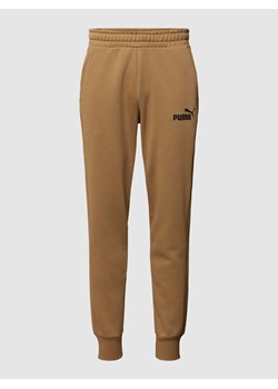 Spodnie dresowe z nadrukiem z logo ze sklepu Peek&Cloppenburg  w kategorii Spodnie męskie - zdjęcie 167669407