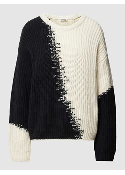 Sweter z dzianiny w dwóch kolorach ze sklepu Peek&Cloppenburg  w kategorii Swetry damskie - zdjęcie 167677996