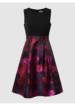 Sukienka koktajlowa z wzorem kwiatowym ze sklepu Peek&Cloppenburg  w kategorii Sukienki - zdjęcie 167765608