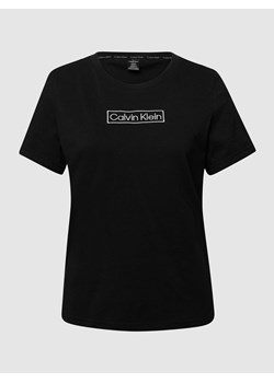 T-shirt z wyhaftowanymi logo ze sklepu Peek&Cloppenburg  w kategorii Bluzki damskie - zdjęcie 167769738