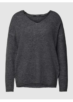 Sweter z dzianiny z fakturowanym wzorem model ‘CREWLEFILE’ ze sklepu Peek&Cloppenburg  w kategorii Swetry damskie - zdjęcie 167775617