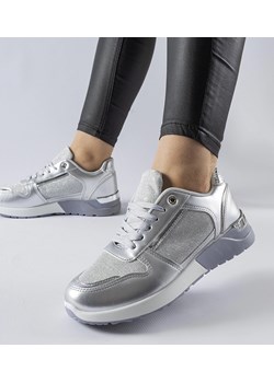 Szare sneakersy z ozdobną nitką Facondo ze sklepu gemre w kategorii Buty sportowe damskie - zdjęcie 167779155