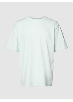 T-shirt z prążkowanym,okrągłym dekoltem model ‘SUS’ ze sklepu Peek&Cloppenburg  w kategorii T-shirty męskie - zdjęcie 167791036
