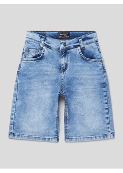 Szorty jeansowe o kroju relaxed fit z naszywką z logo z tyłu ze sklepu Peek&Cloppenburg  w kategorii Spodenki chłopięce - zdjęcie 167792397