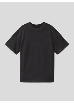 T-shirt z prążkowanym,okrągłym dekoltem model ‘JORDUST’ ze sklepu Peek&Cloppenburg  w kategorii T-shirty chłopięce - zdjęcie 167793515