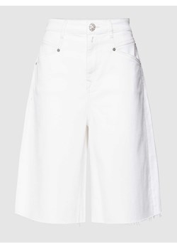 Szorty jeansowe z naszywką z logo ze sklepu Peek&Cloppenburg  w kategorii Szorty - zdjęcie 167794958