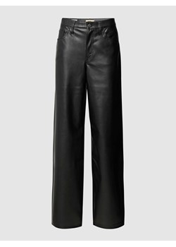 Spodnie materiałowe z imitacji skóry ze sklepu Peek&Cloppenburg  w kategorii Spodnie damskie - zdjęcie 167795325