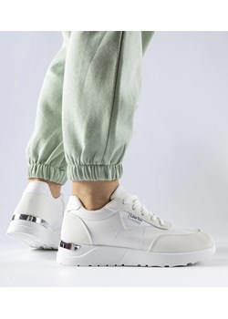 Białe materiałowe sneakersy Geraldino ze sklepu gemre w kategorii Buty sportowe damskie - zdjęcie 167795997