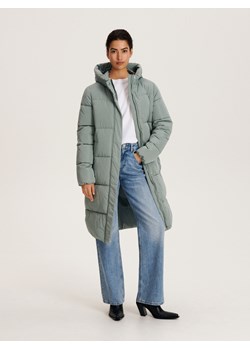 Reserved - Ocieplany płaszcz - zielony ze sklepu Reserved w kategorii Płaszcze damskie - zdjęcie 167807699