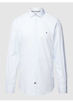Koszula biznesowa o kroju slim fit z kołnierzykiem typu kent ze sklepu Peek&Cloppenburg  w kategorii Koszule męskie - zdjęcie 167813146