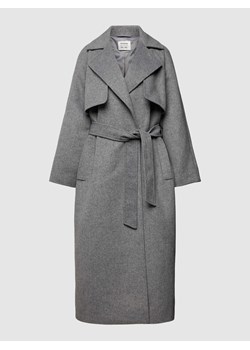 Płaszcz z paskiem — Natalie Oettgen X P&C* ze sklepu Peek&Cloppenburg  w kategorii Płaszcze damskie - zdjęcie 167820359