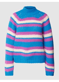 Sweter z dzianiny ze wzorem w paski model ‘NARMANELL’ ze sklepu Peek&Cloppenburg  w kategorii Swetry damskie - zdjęcie 167820496