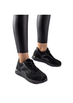 Czarne sneakersy z łączonych materiałów Gallo ze sklepu ButyModne.pl w kategorii Buty sportowe damskie - zdjęcie 167872776