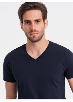Klasyczna męska bawełniana koszulka z dekoltem w serek BASIC - granatowa V2 OM-TSBS-0145 ze sklepu ombre w kategorii T-shirty męskie - zdjęcie 167890176