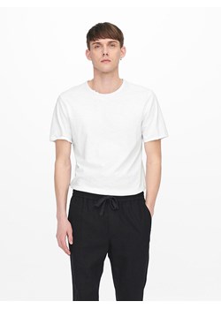 ONLY &amp; SONS Koszulka &quot;Benne&quot; w kolorze białym ze sklepu Limango Polska w kategorii T-shirty męskie - zdjęcie 167900445