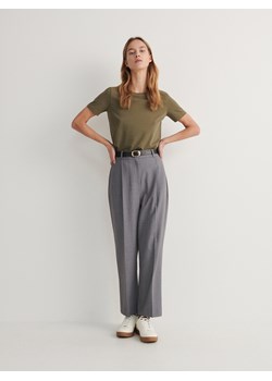 Reserved - Spodnie z paskiem - szary ze sklepu Reserved w kategorii Spodnie damskie - zdjęcie 167926896