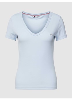 T-shirt z detalem z logo ze sklepu Peek&Cloppenburg  w kategorii Bluzki damskie - zdjęcie 167932459