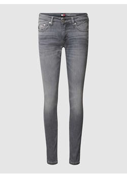 Jeansy z zamkiem błyskawicznym,naszywką z logo i efektem denimu ze sklepu Peek&Cloppenburg  w kategorii Jeansy damskie - zdjęcie 167933988