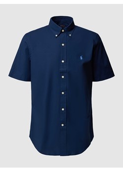 Koszula w jednolitym kolorze z wyhaftowanym logo ze sklepu Peek&Cloppenburg  w kategorii Koszule męskie - zdjęcie 167935705