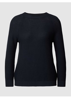 Sweter z dzianiny z okrągłym dekoltem model ‘LINZ’ w kolorze białym ze sklepu Peek&Cloppenburg  w kategorii Swetry damskie - zdjęcie 167940997