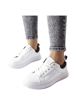 Biało-czarne sneakersy z tłoczeniem Dreux białe ze sklepu ButyModne.pl w kategorii Trampki damskie - zdjęcie 167942246