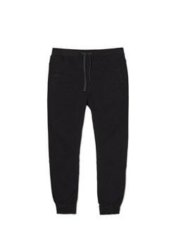 Cropp - Czarne jeansowe joggery chino - czarny ze sklepu Cropp w kategorii Jeansy męskie - zdjęcie 167946726