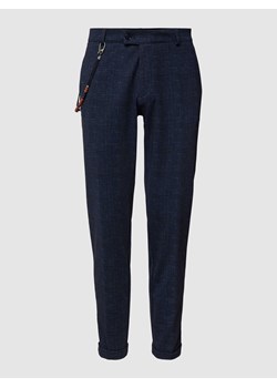 Spodnie materiałowe z fakturowanym wzorem model ‘Conn’ ze sklepu Peek&Cloppenburg  w kategorii Spodnie męskie - zdjęcie 167950398