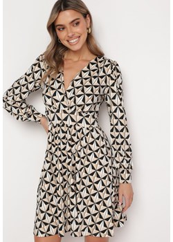Beżowo-Czarna Sukienka Mini w Geometryczny Wzór z Gumką w Talii Viotta ze sklepu Born2be Odzież w kategorii Sukienki - zdjęcie 167957529