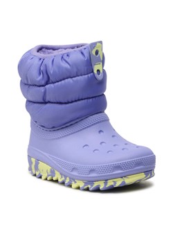 Śniegowce Crocs Classic Neo Puff T 207683 Digital Violet ze sklepu eobuwie.pl w kategorii Buty zimowe dziecięce - zdjęcie 167961758