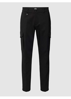 Spodnie o kroju skinny fit z kieszeniami cargo ze sklepu Peek&Cloppenburg  w kategorii Spodnie męskie - zdjęcie 167963086