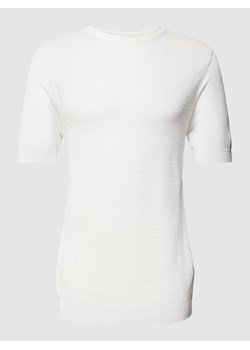 T-shirt o kroju regular fit z fakturowanym wzorem ze sklepu Peek&Cloppenburg  w kategorii T-shirty męskie - zdjęcie 167963309