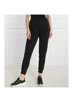 Calvin Klein Performance Spodnie dresowe | Regular Fit ze sklepu Gomez Fashion Store w kategorii Spodnie damskie - zdjęcie 167966367
