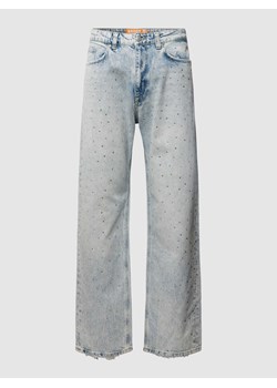 Jeansy o kroju baggy fit z efektem znoszenia i kamieniami stras ze sklepu Peek&Cloppenburg  w kategorii Jeansy męskie - zdjęcie 168080767