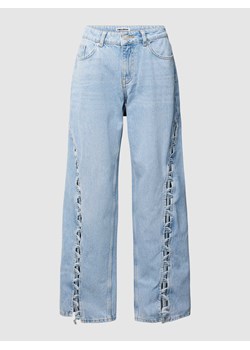 Jeansy o kroju baggy fit z wycięciami ze sklepu Peek&Cloppenburg  w kategorii Jeansy damskie - zdjęcie 168086126