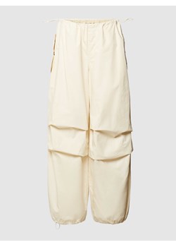 Spodnie materiałowe z elastycznym pasem ze sklepu Peek&Cloppenburg  w kategorii Spodnie damskie - zdjęcie 168095935