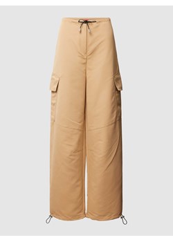 Spodnie materiałowe z nakładanymi kieszeniami model ‘HALIANE’ ze sklepu Peek&Cloppenburg  w kategorii Spodnie damskie - zdjęcie 168096748