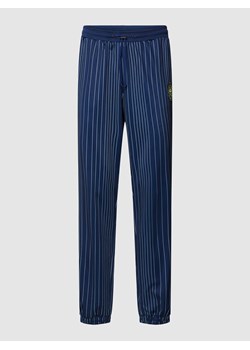 Spodnie dresowe ze wzorem w paski model ‘TAARSTEDT STRIPED’ ze sklepu Peek&Cloppenburg  w kategorii Spodnie męskie - zdjęcie 168103335