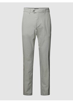 Spodnie z detalami z logo model ‘Jonas’ ze sklepu Peek&Cloppenburg  w kategorii Spodnie męskie - zdjęcie 168104365
