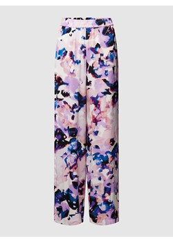 Spodnie materiałowe z czystej wiskozy ze wzorem na całej powierzchni model ‘THEA’ ze sklepu Peek&Cloppenburg  w kategorii Spodnie damskie - zdjęcie 168104727