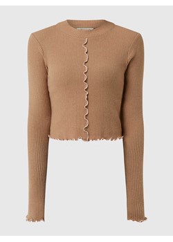 Krótka bluzka z prążkowaną fakturą ze sklepu Peek&Cloppenburg  w kategorii Bluzki damskie - zdjęcie 168105369