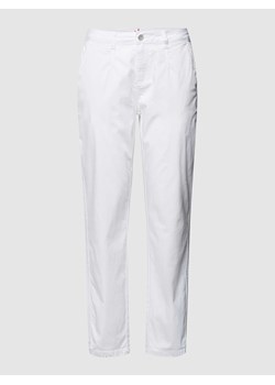 Spodnie z zakładkami w pasie model ‘GINA’ ze sklepu Peek&Cloppenburg  w kategorii Spodnie damskie - zdjęcie 168105628