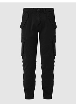 Spodnie cargo z detalami z logo model ‘COMBAT’ ze sklepu Peek&Cloppenburg  w kategorii Spodnie męskie - zdjęcie 168106099