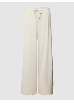 Spodnie materiałowe z fakturowanym wzorem ze sklepu Peek&Cloppenburg  w kategorii Spodnie damskie - zdjęcie 168110586