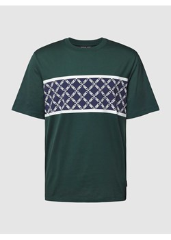 T-shirt ze wzorem w blokowe pasy model ‘EMPIRE STRIPE’ ze sklepu Peek&Cloppenburg  w kategorii T-shirty męskie - zdjęcie 168110835